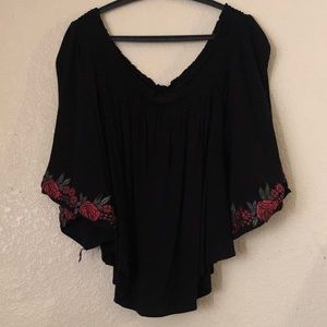 Forever21 2X Black Off The Shoulder Top w/ Rose Graphic on Sleeves